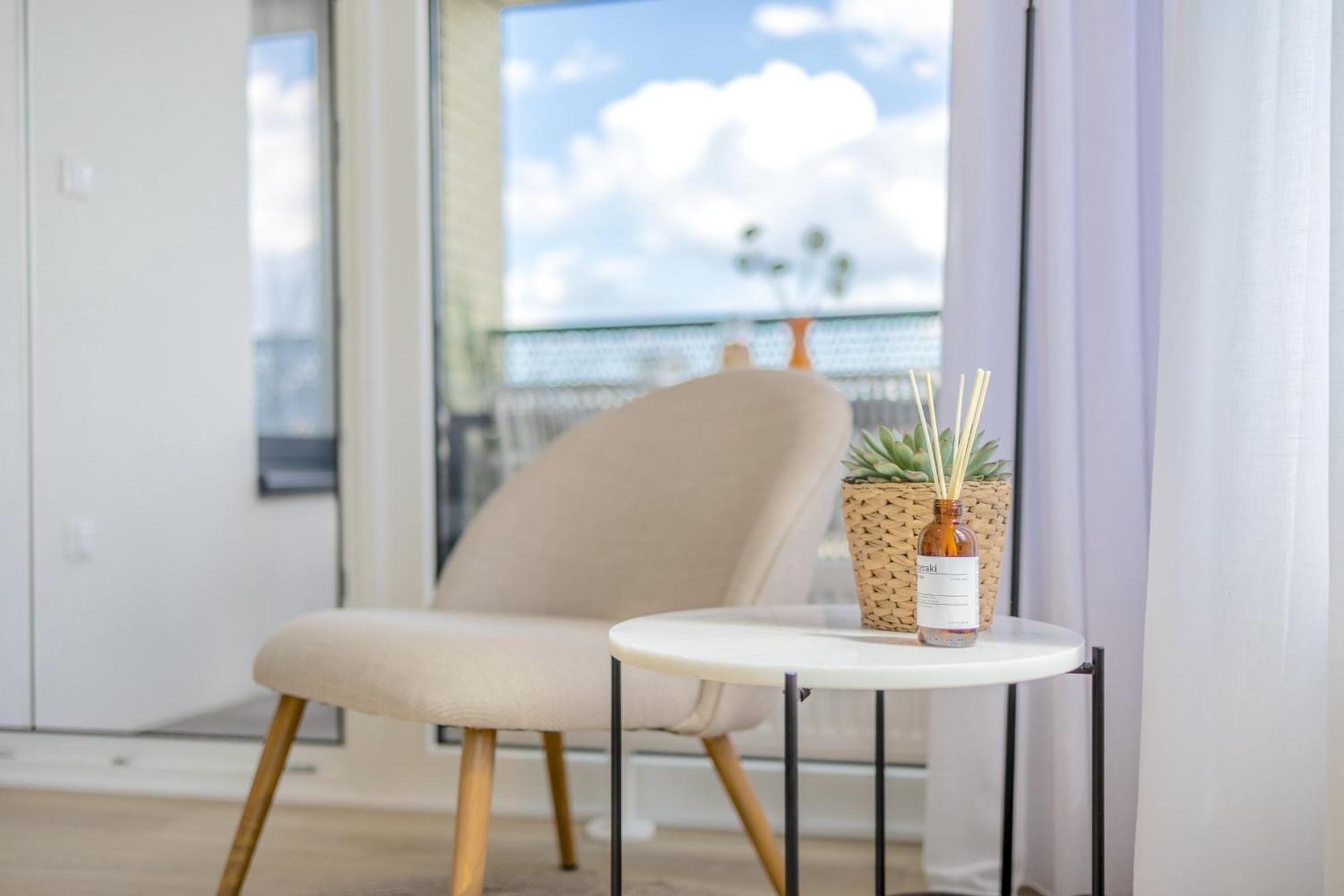Bright 2Br - 7Th Floor, Balcony, Free Parking By Gravity Prague Lejlighed Eksteriør billede